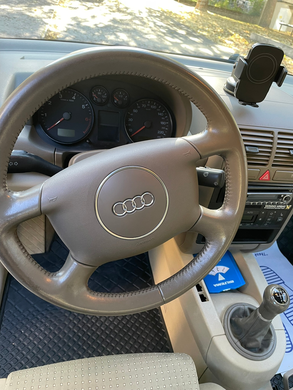 Audi A2 1.4 Manuell 2001, bild 7/10