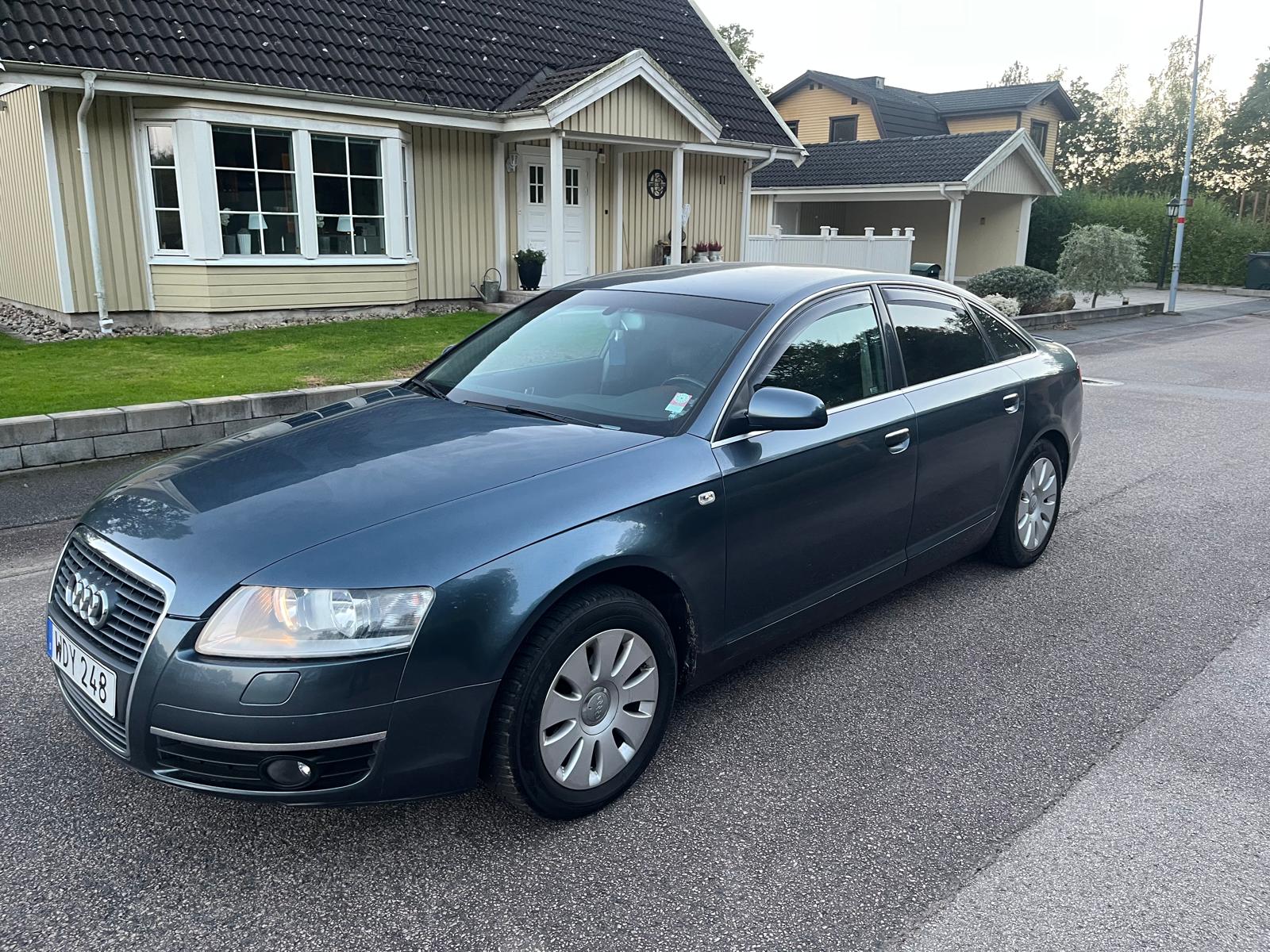 Audi A6 Sedan 2.4 Multitronic 2005, bild 2/5