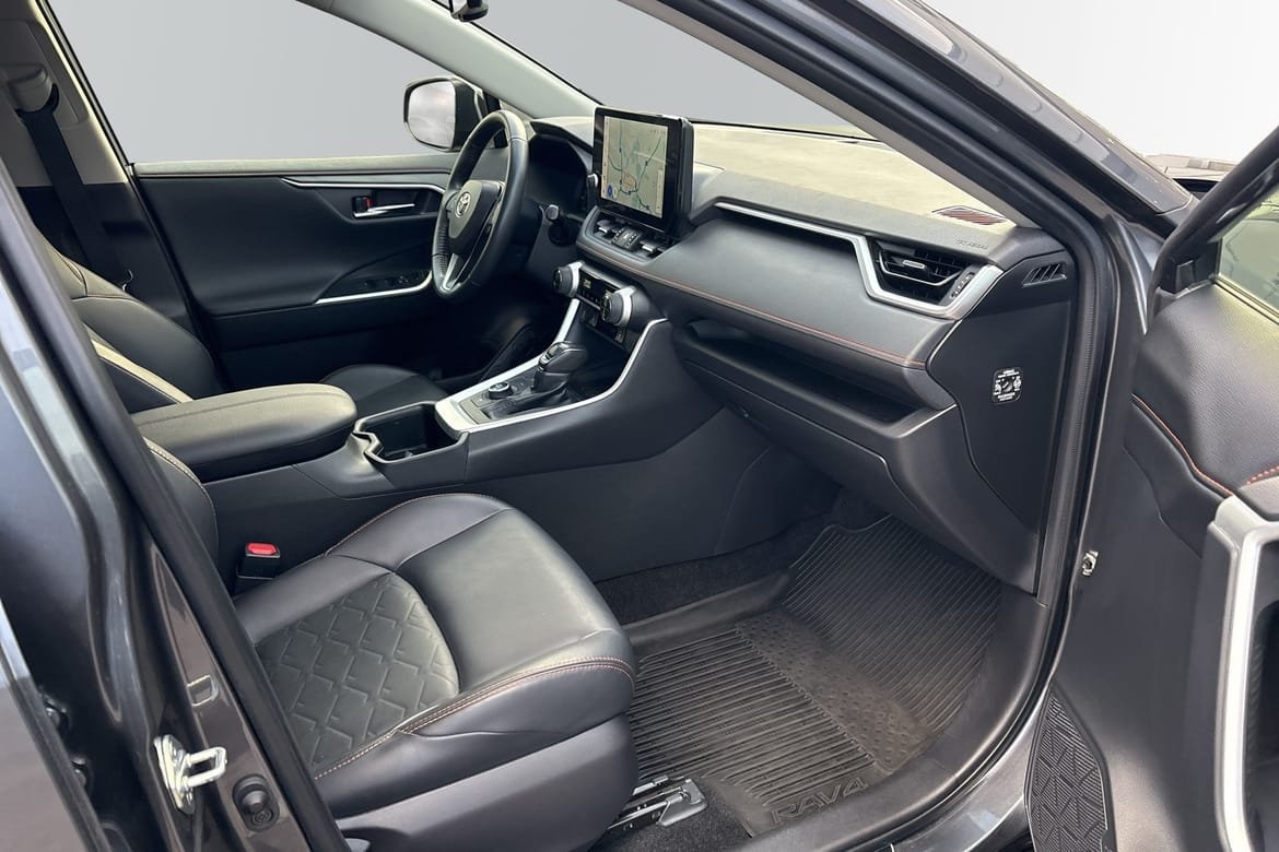 Toyota RAV4 2023, bild 7/10