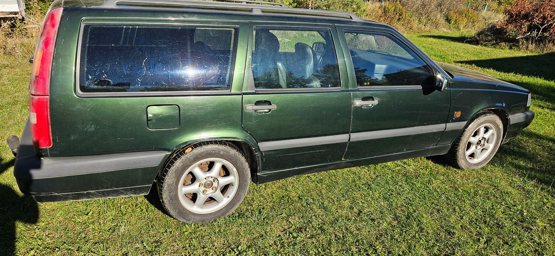 Volvo 850 Kombi 2.5 10V Automatisk 1996, bild 2/4