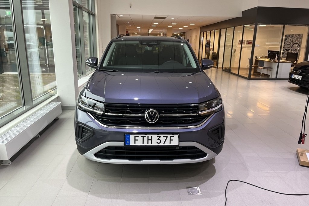 Volkswagen T-Cross TSI 116 DSG 17 tum 2027, bild 2/10