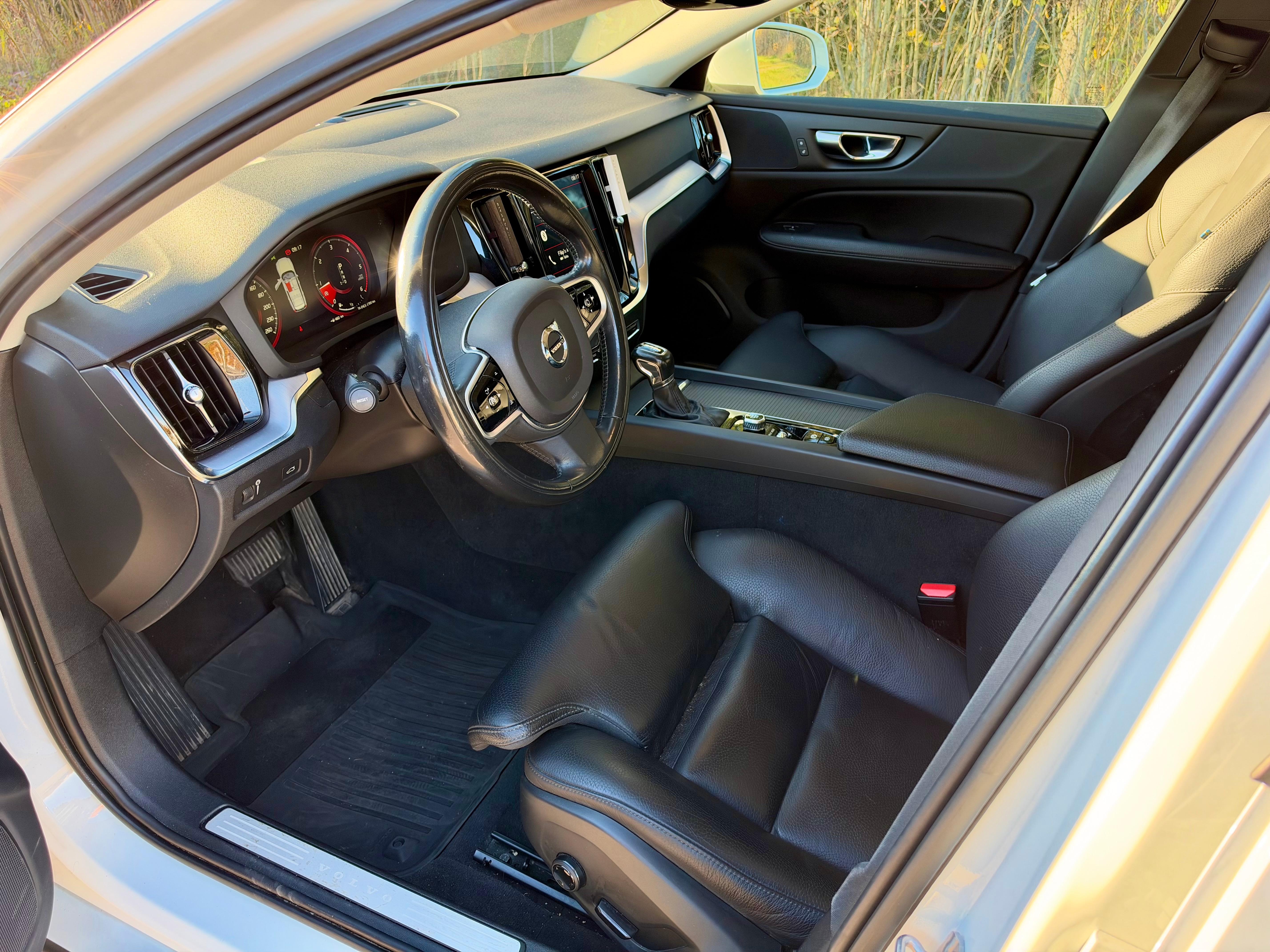 Volvo V60 D4 AWD Geartronic 2019, bild 6/6