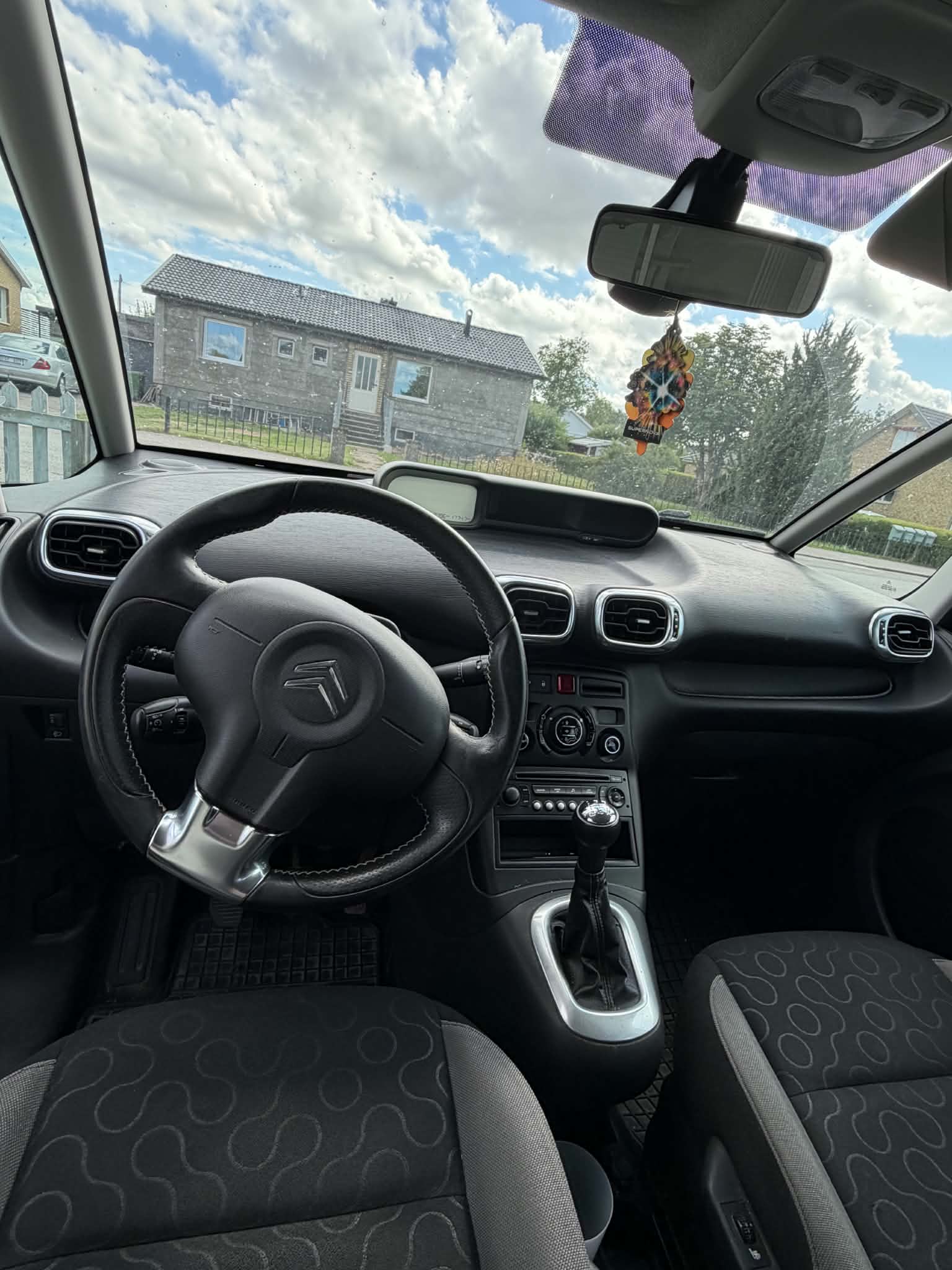 Citroen C3 Picasso 1.6 HDiF Manuell 2009, bild 7/9