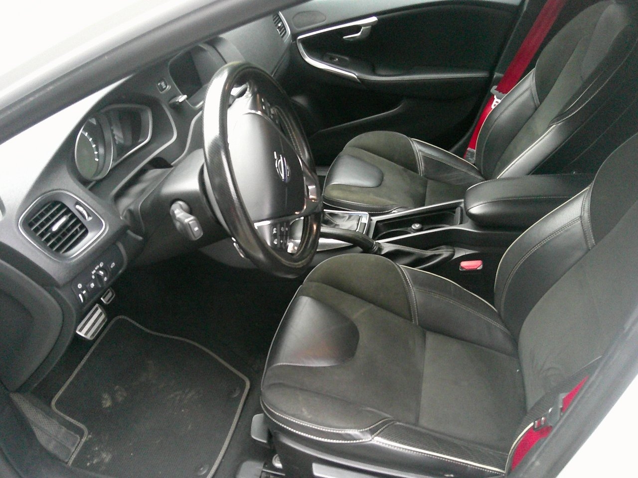 Volvo V40 2016, bild 3/3