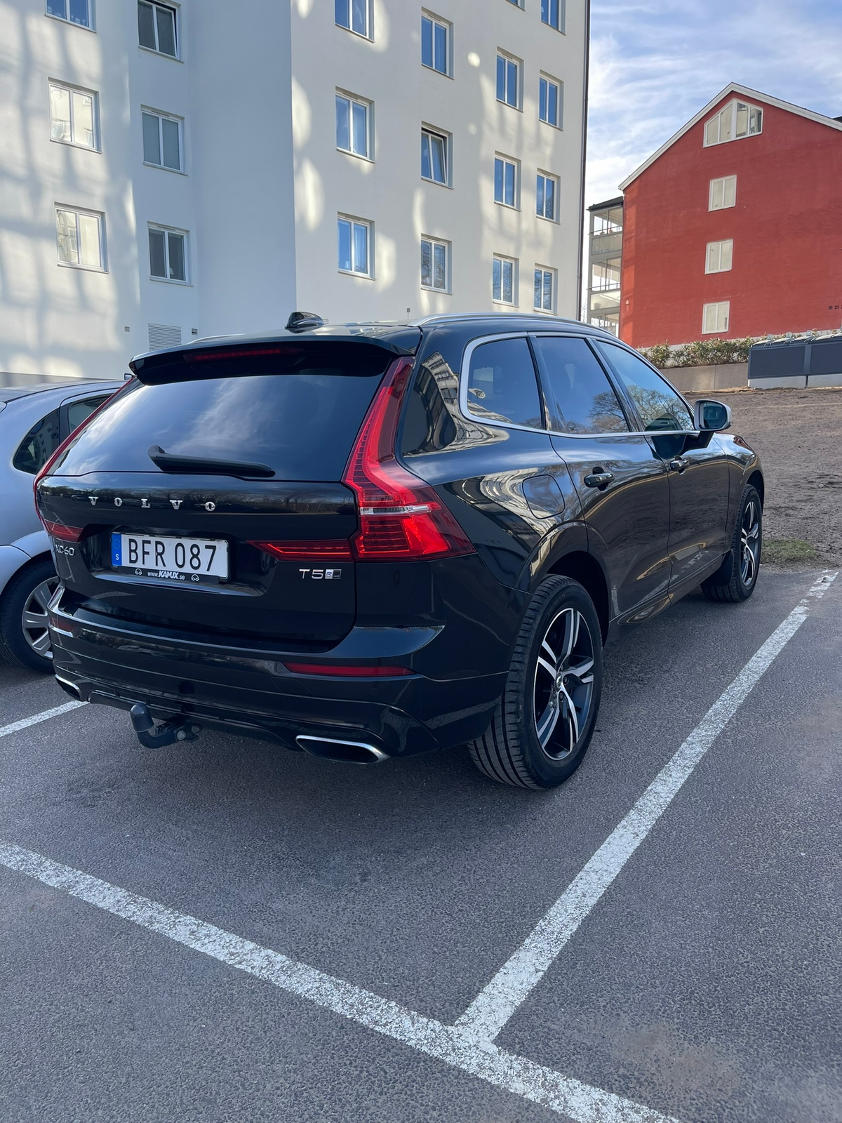 Volvo XC60 T5 AWD Geartronic 2018, bild 2/4