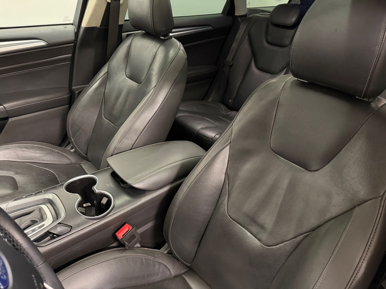 Ford Mondeo 2017, bild 7/10