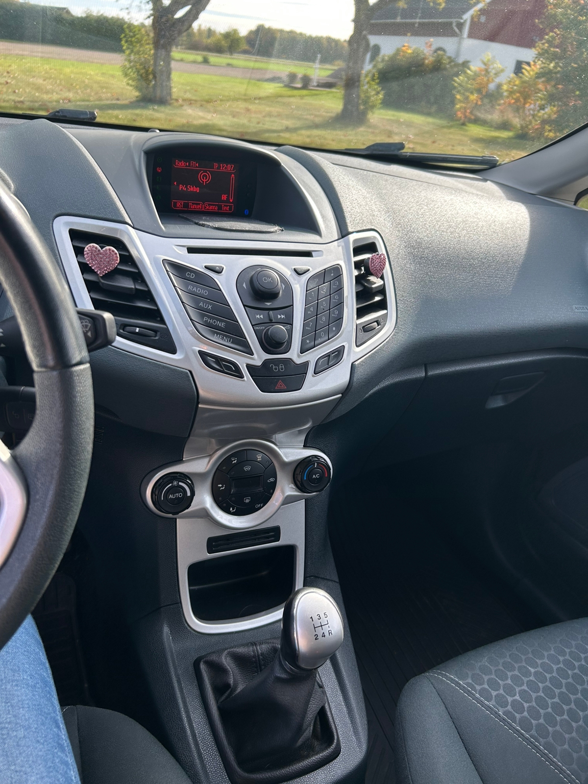 Ford Fiesta 2011, bild 3/3