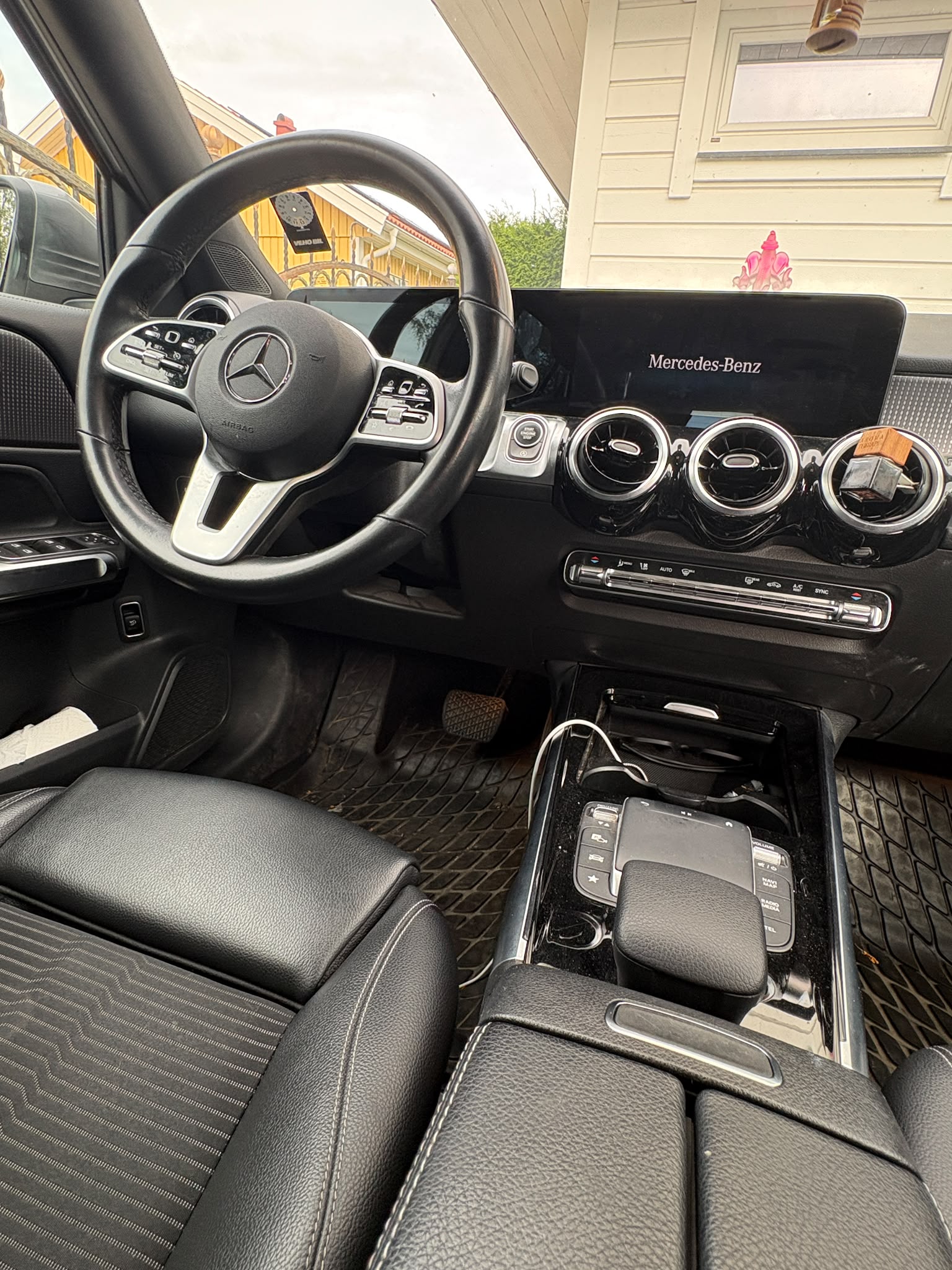 Mercedes-Benz GLB 200 d 4MATIC 8G-DCT 2022, bild 7/10