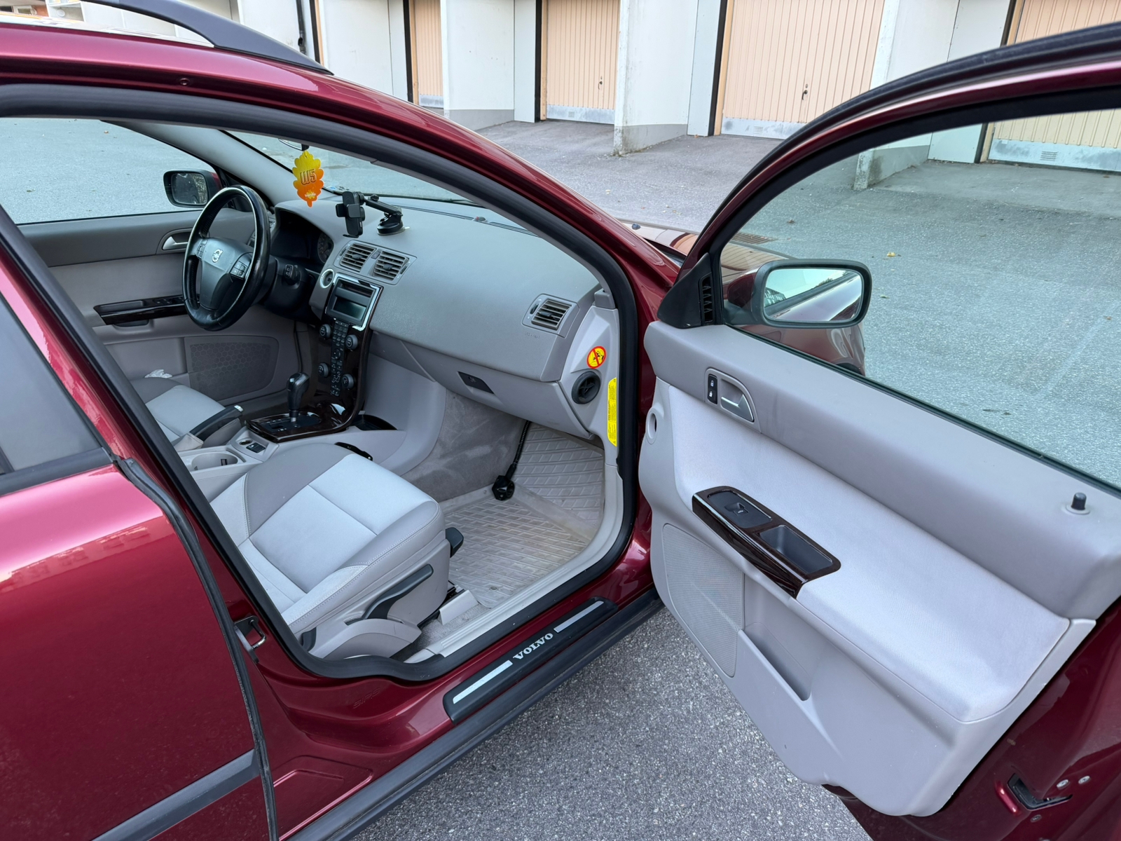 Volvo V50 2.4i Geartronic 2004, bild 6/7