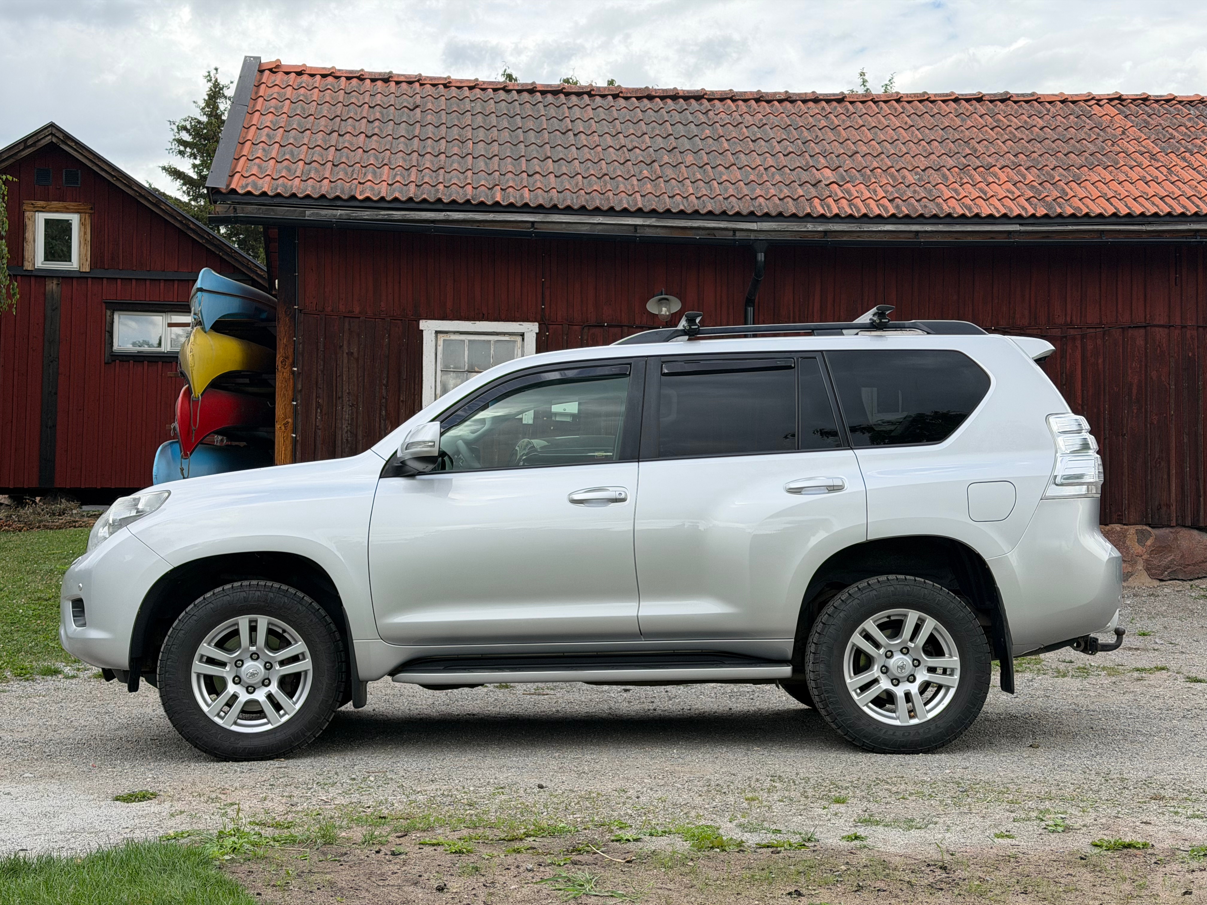Toyota Land Cruiser 2013, bild 2/10