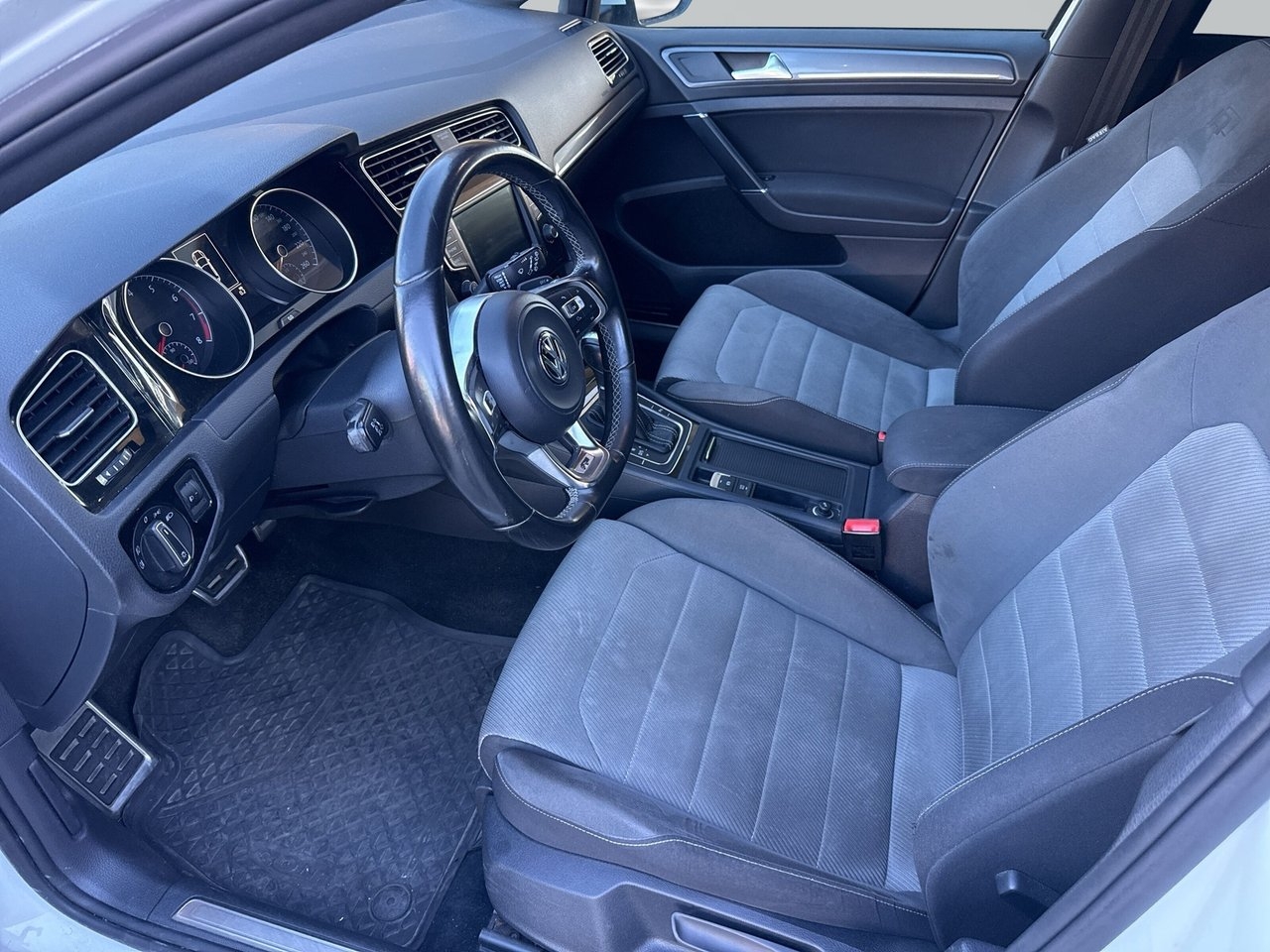 Volkswagen Golf 2017, bild 6/10