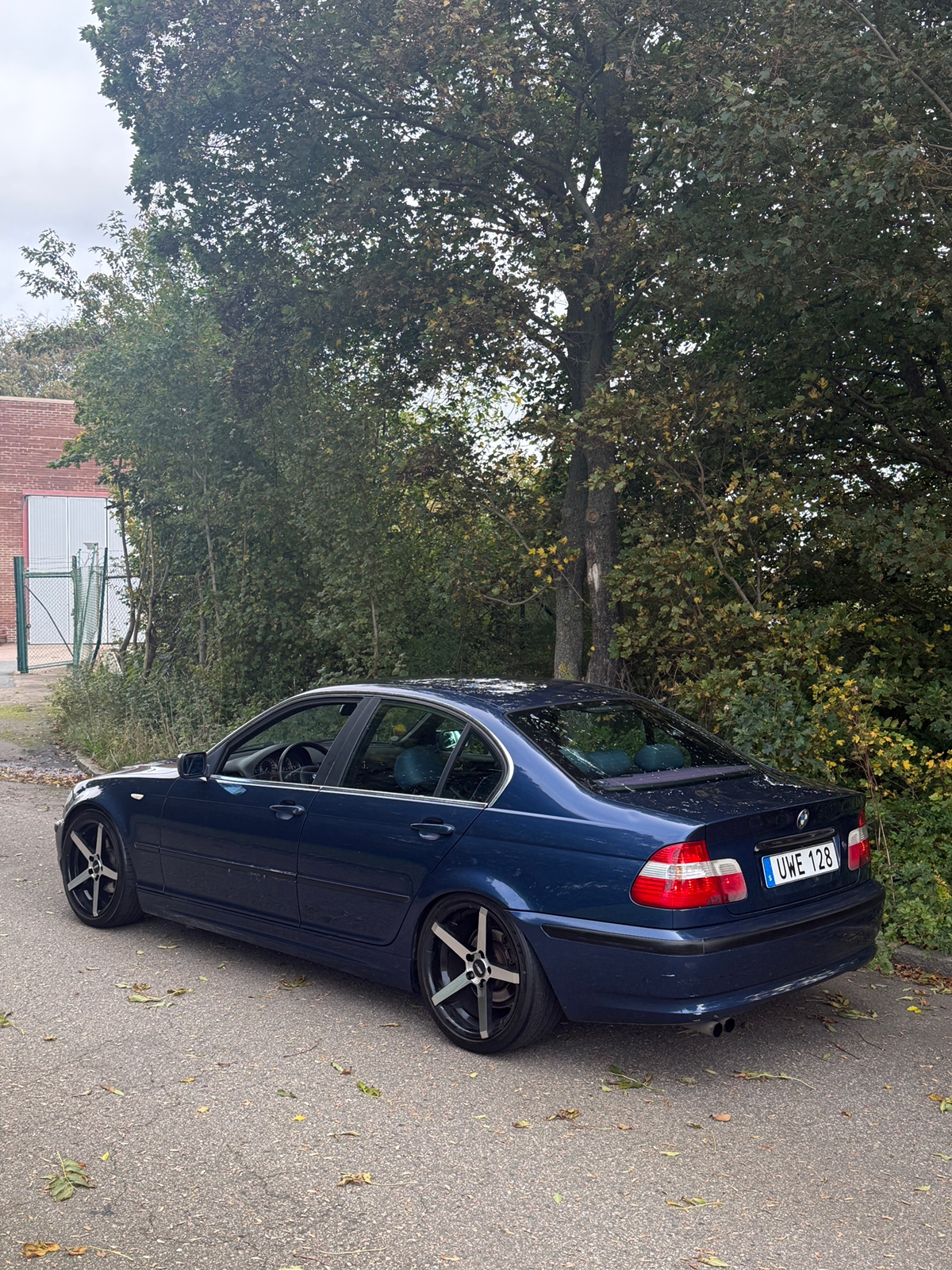 BMW 320 i Sedan Automatisk 2004, bild 2/5