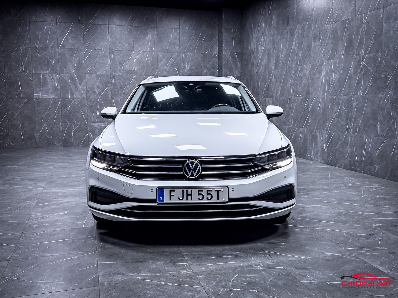 Volkswagen Passat 2021, bild 2/10