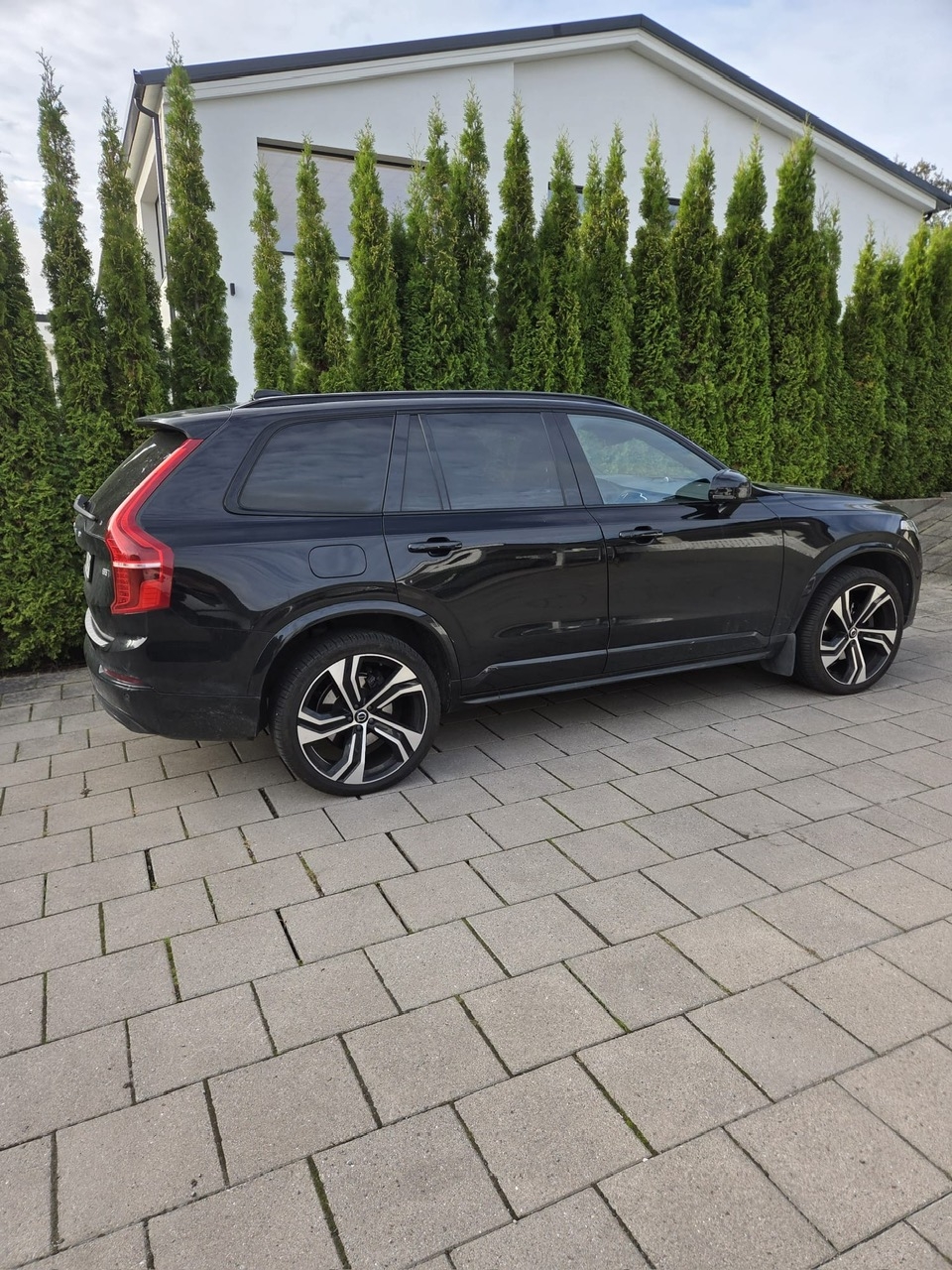 Volvo XC90 7-seater B5 AWD Geartronic 2022, bild 2/4