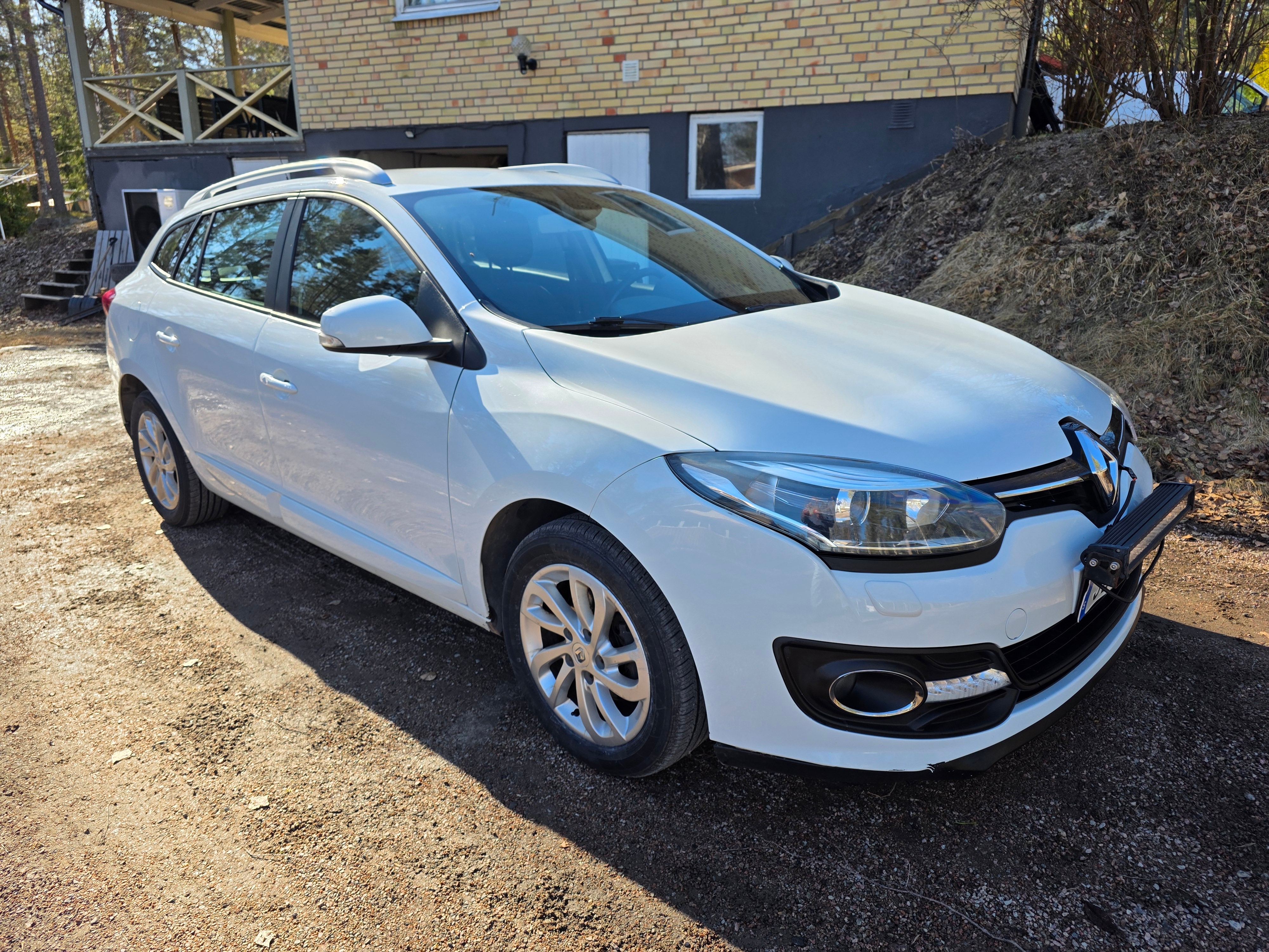 Renault Megane 2014, bild 2/4