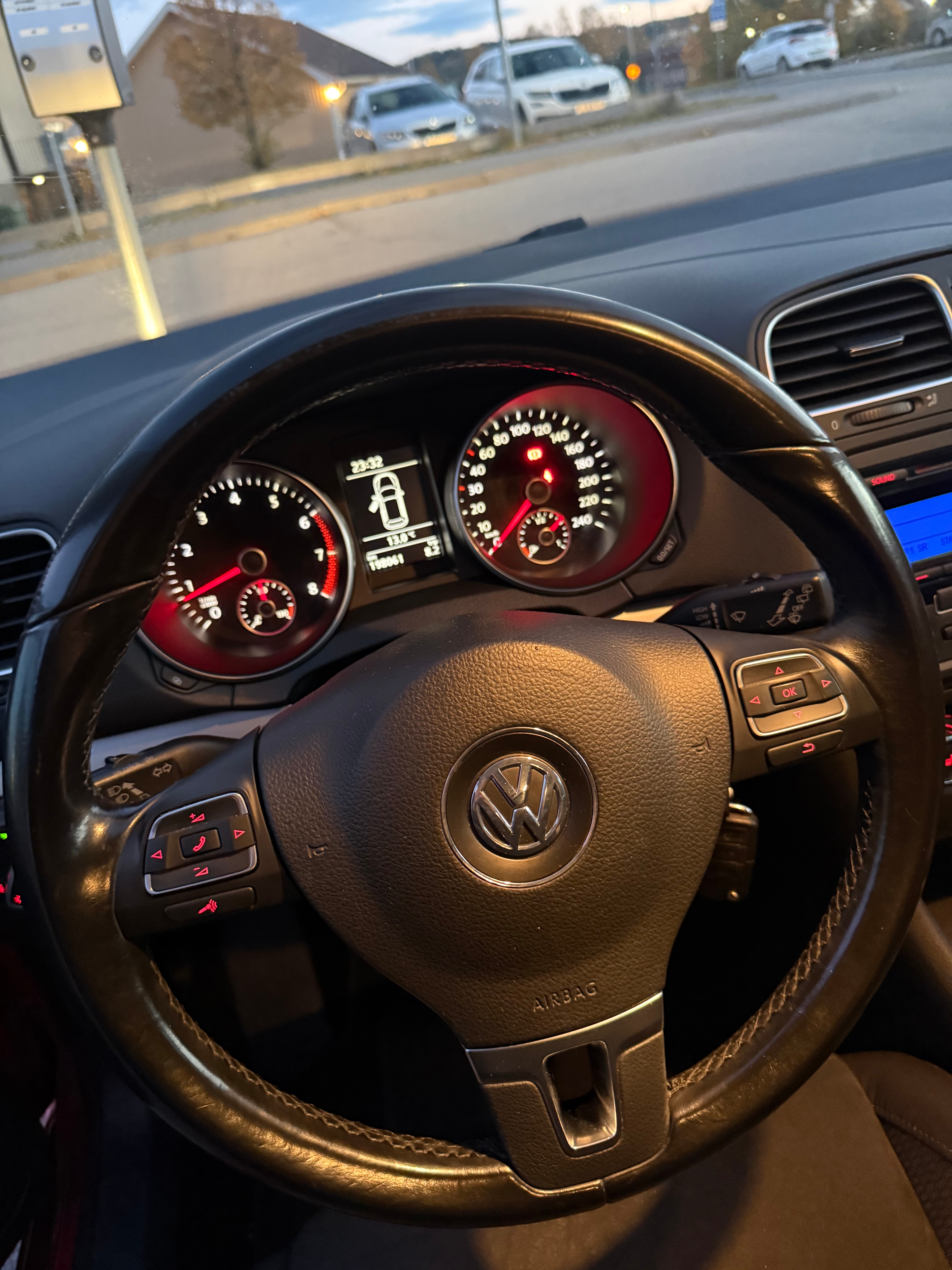 Volkswagen Golf 2010, bild 7/7