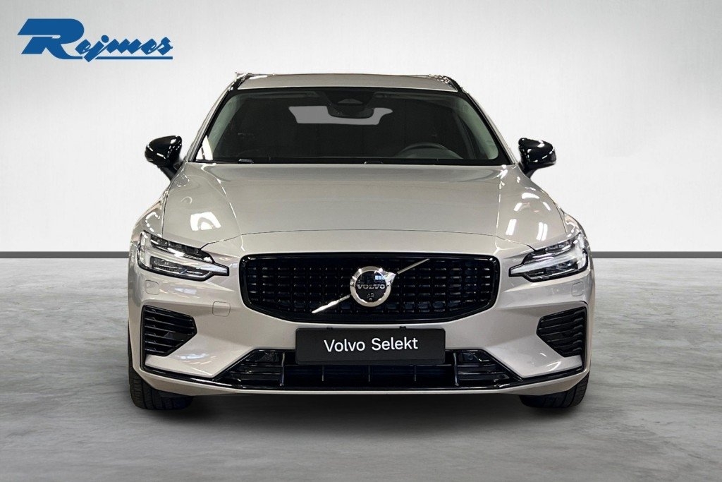 Volvo V60 T6 Plus Dark Nordic Edition 2025, bild 5/10