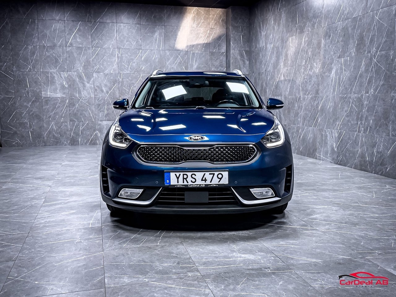 Kia Niro Hybrid DCT 141hk Skinn 2018, bild 2/10