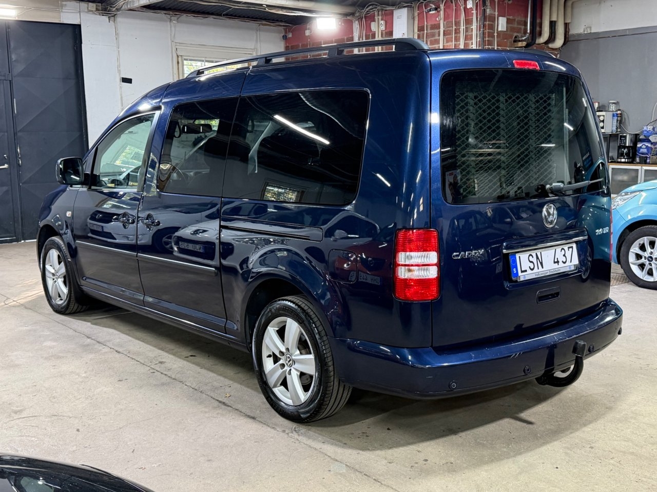 Volkswagen Caddy Maxi 2011, bild 6/10