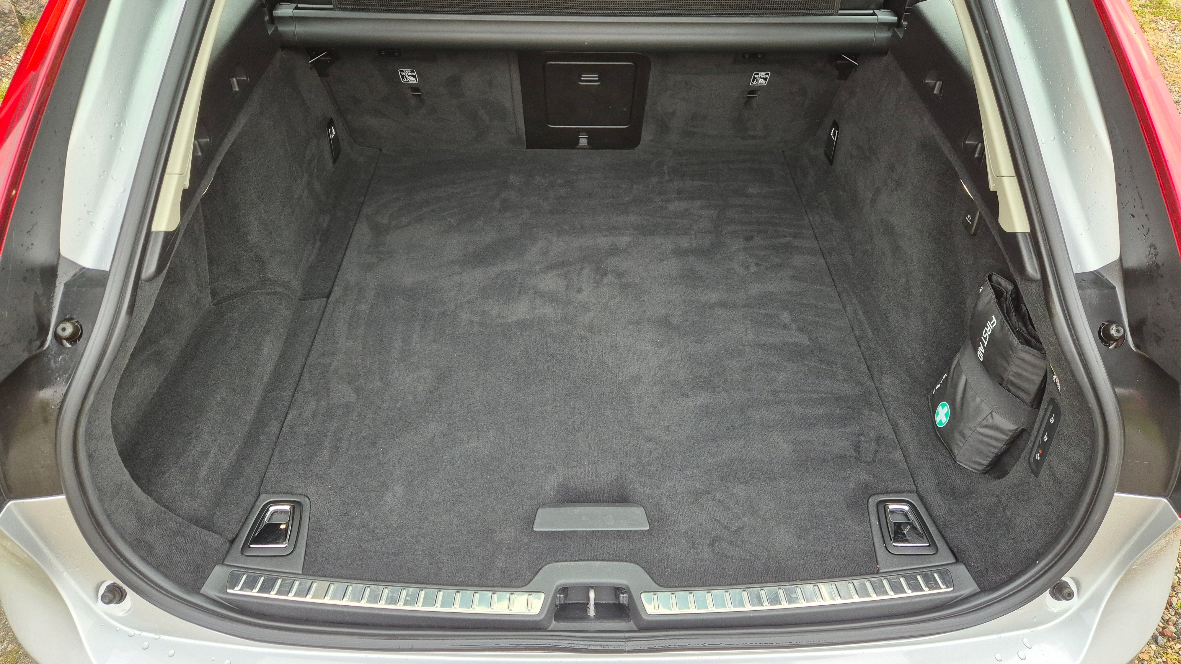 Volvo V90 D4 AWD Geartronic 2019, bild 7/10