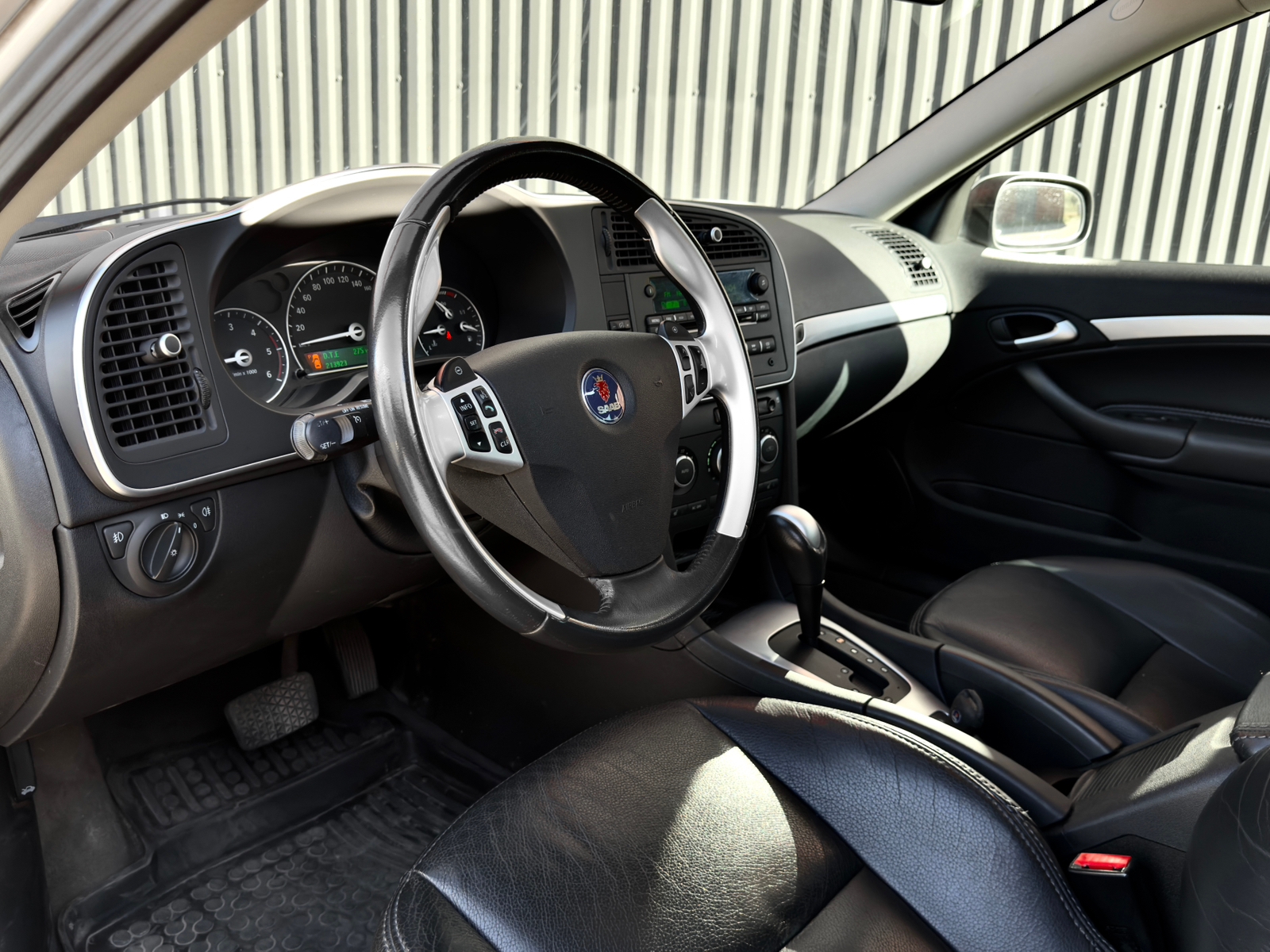 Saab 9-3 1.9 TTiD 2008, bild 5/6