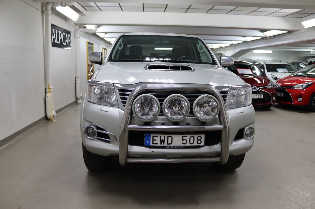 Toyota HiLux 2012, bild 3/10