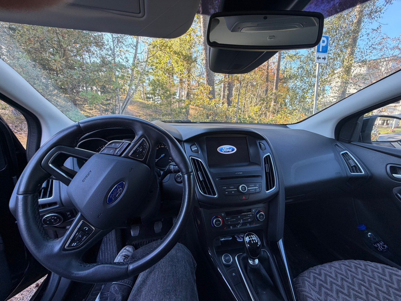 Ford Focus 1.0 EcoBoost Manuell 2017, bild 3/6