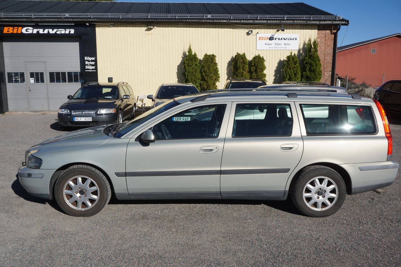 Volvo V70 2.4 Business Drag m-värmare 2002, bild 4/7