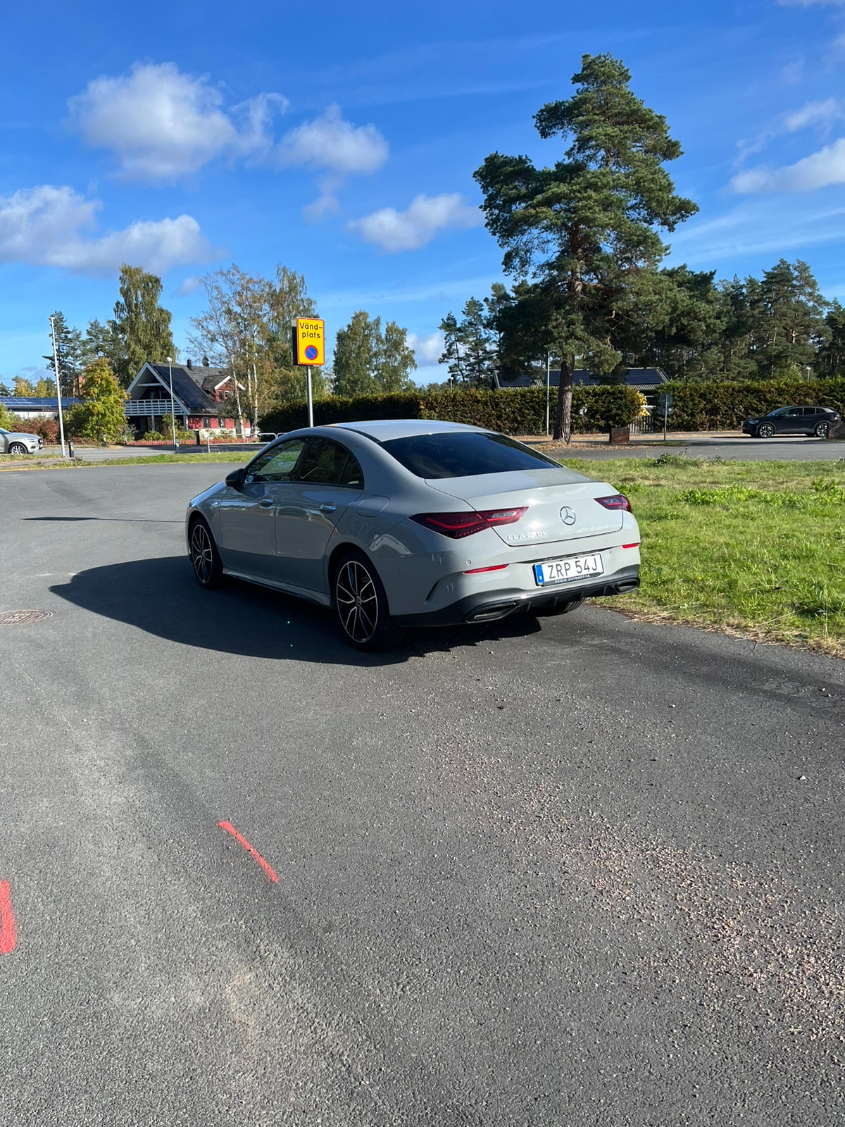 Mercedes-Benz CLA 250 e 8G-DCT 2026, bild 2/3