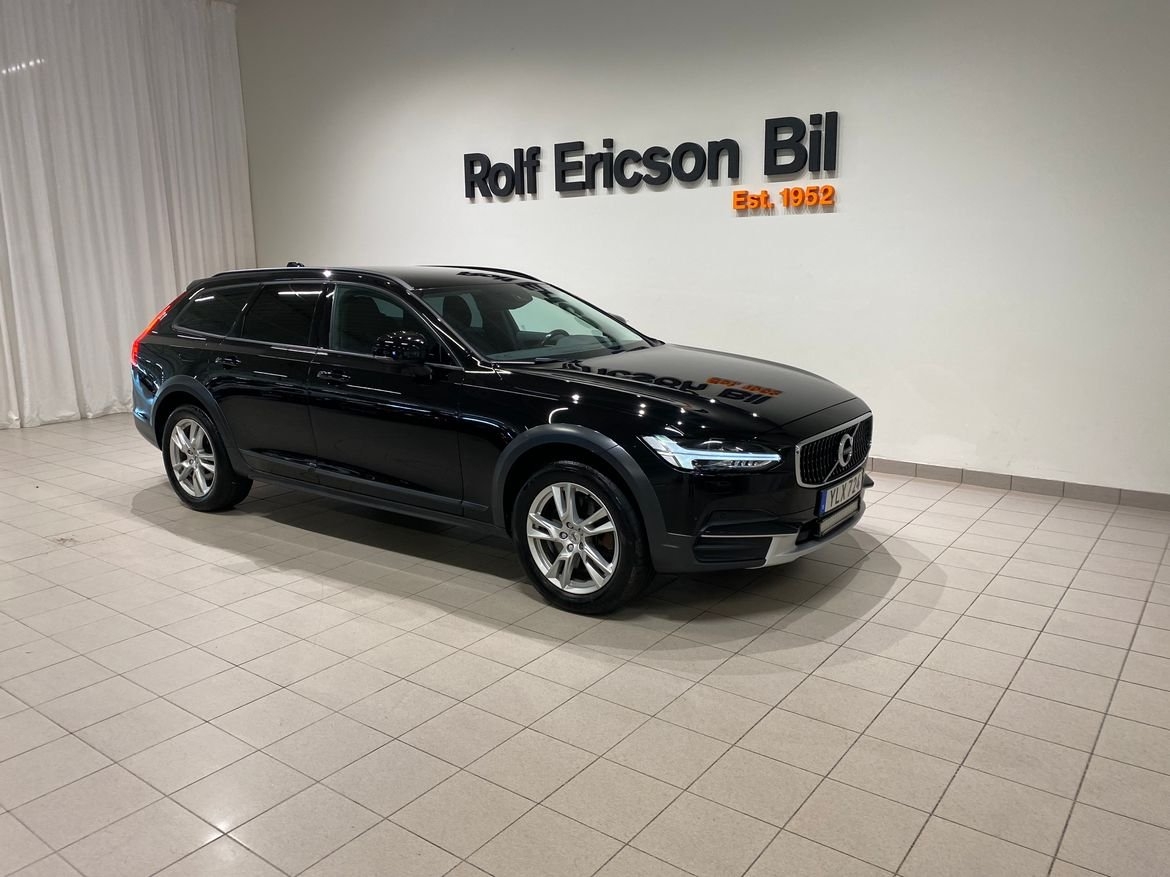 Volvo V90 Cross Country