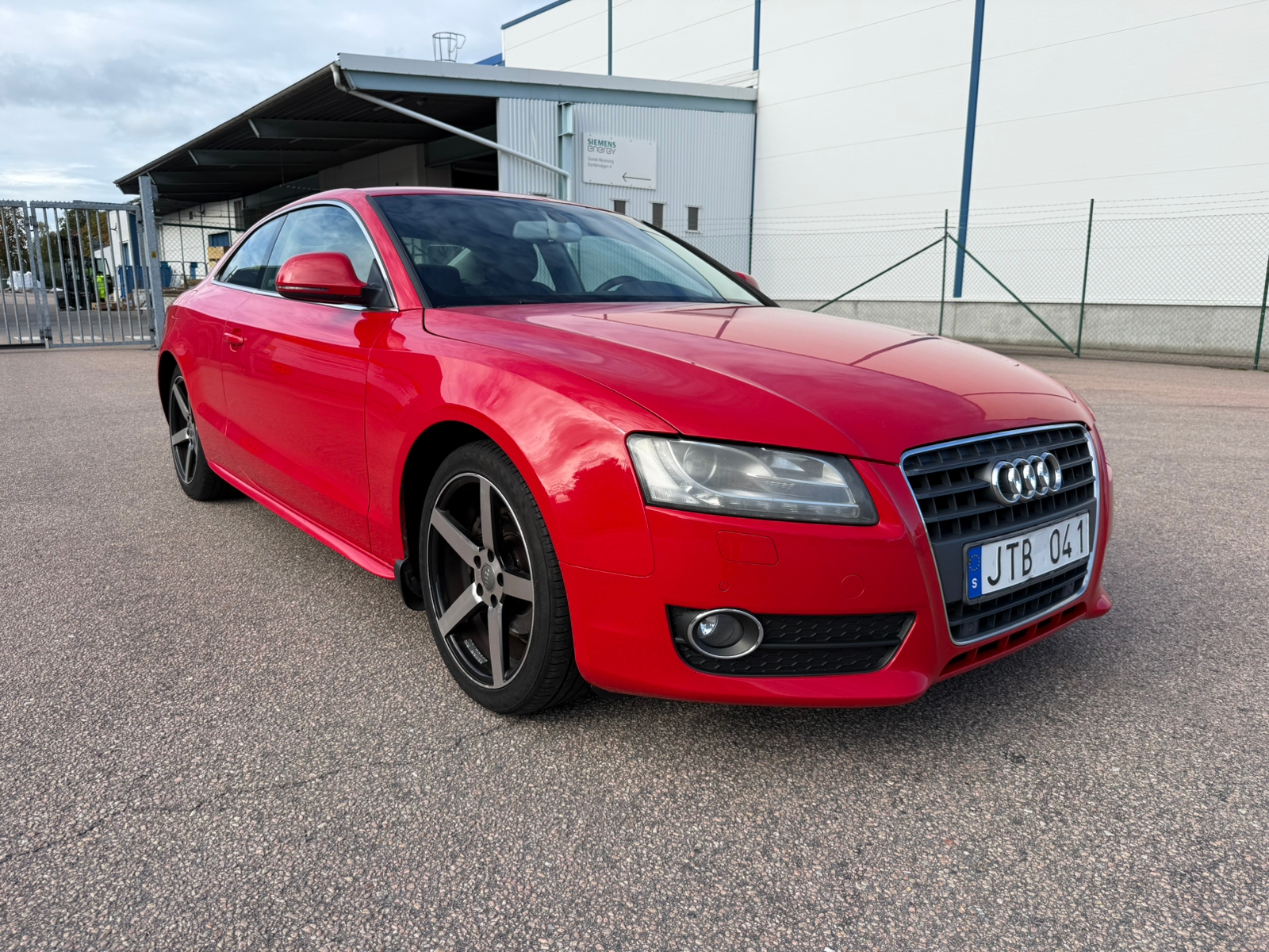 Audi A5 Coupé 2.0 TFSI Manuell 2009, bild 4/6