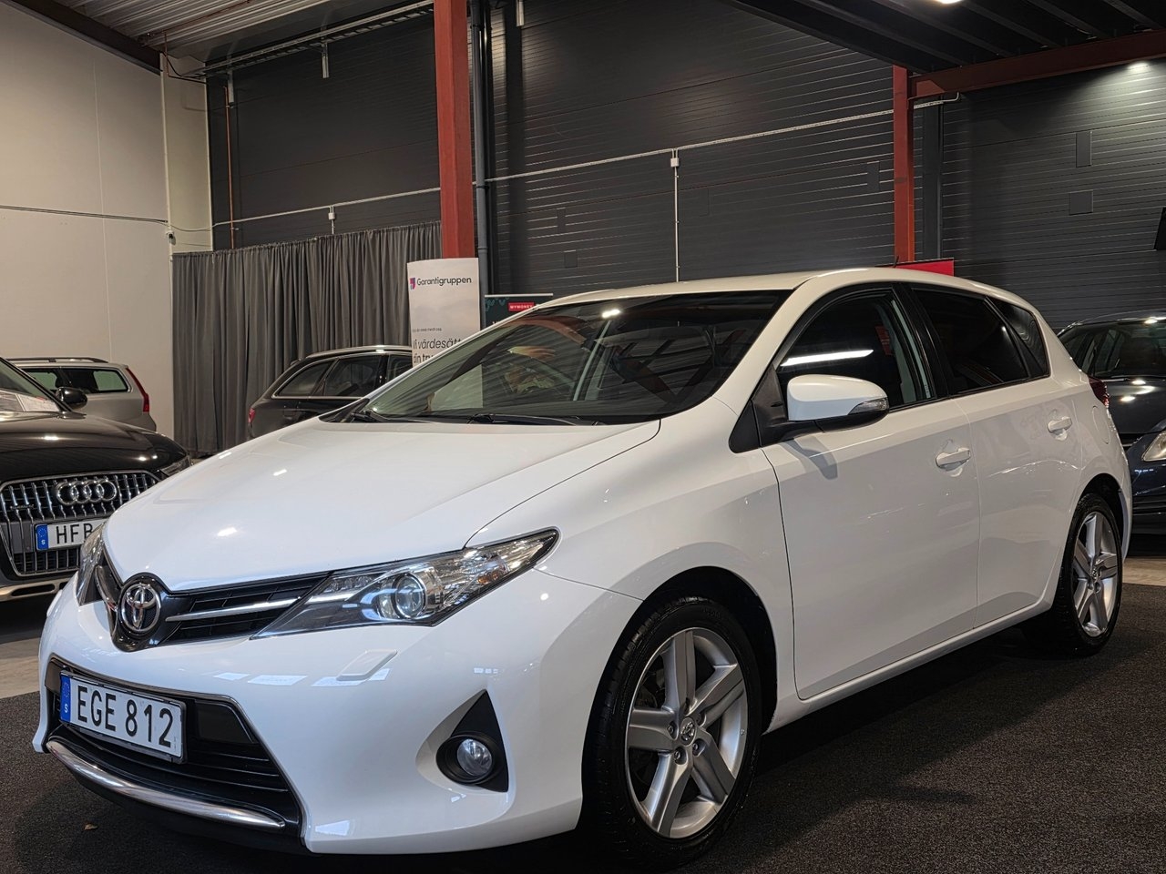 Toyota Auris 2014, bild 2/10