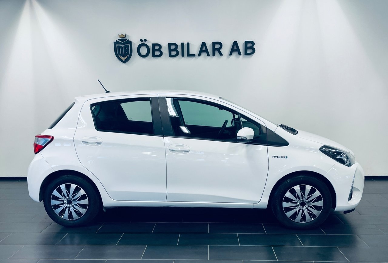 Toyota Yaris 2019, bild 2/10