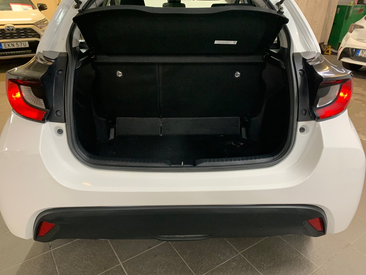 Toyota Yaris 1.5 Hybrid 116 Active 2022, bild 7/10