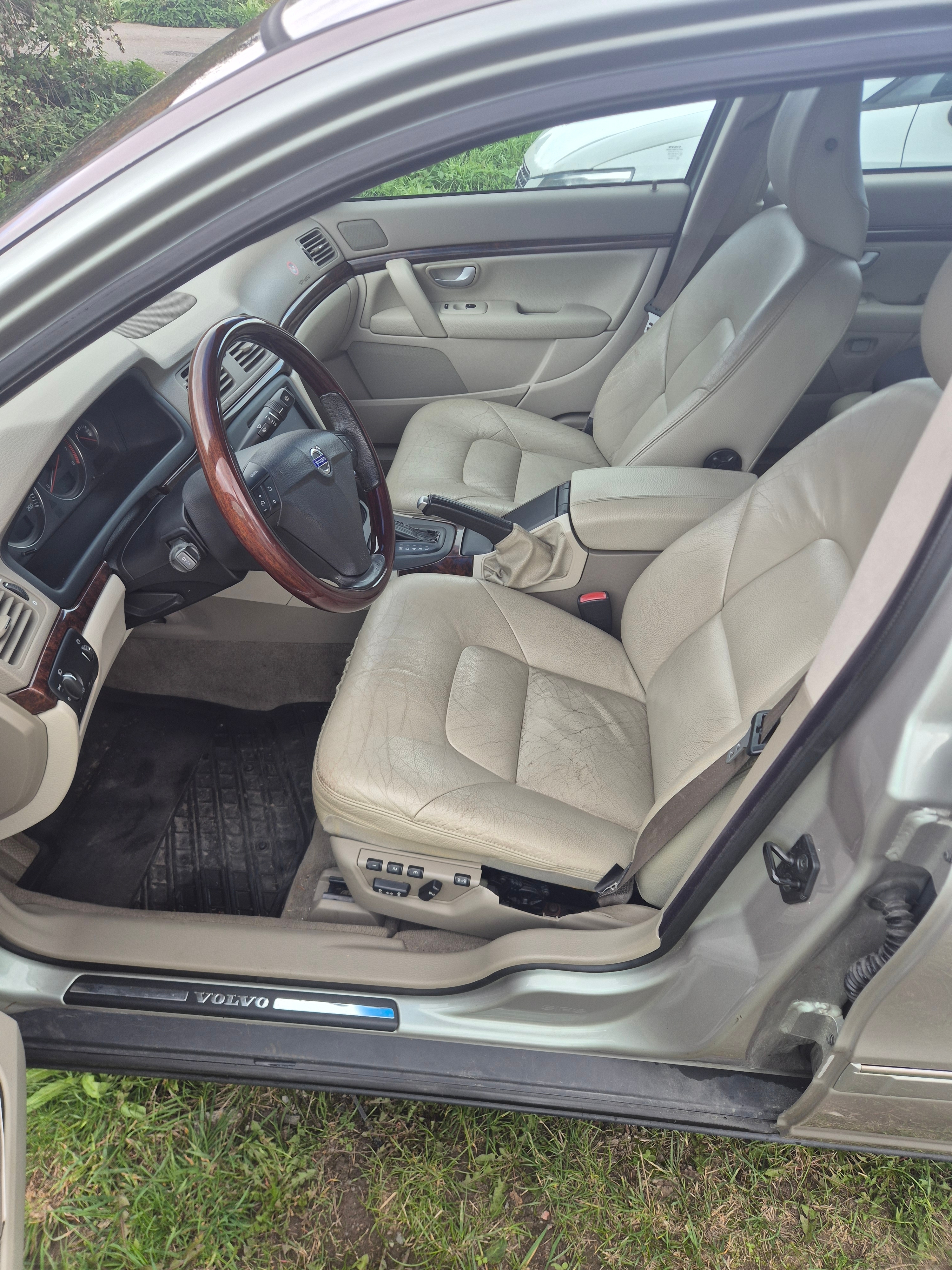 Volvo S80 2.5T Automatisk 2005, bild 2/10