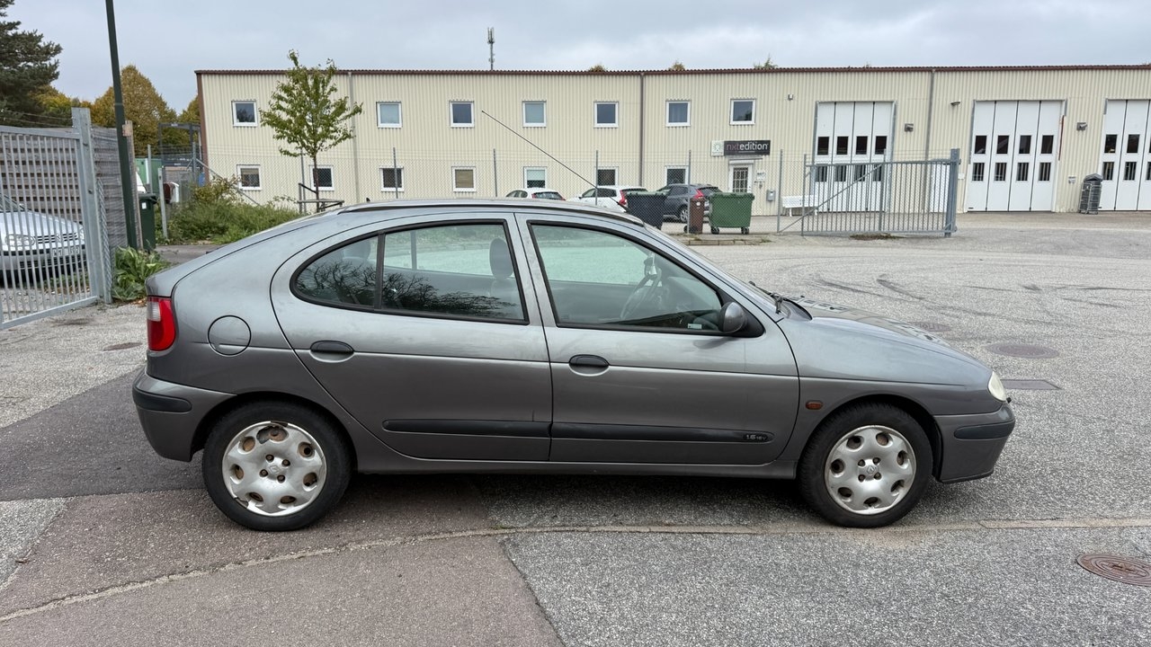 Renault Megane 1.6 Authentique Euro 4 2002, bild 6/10