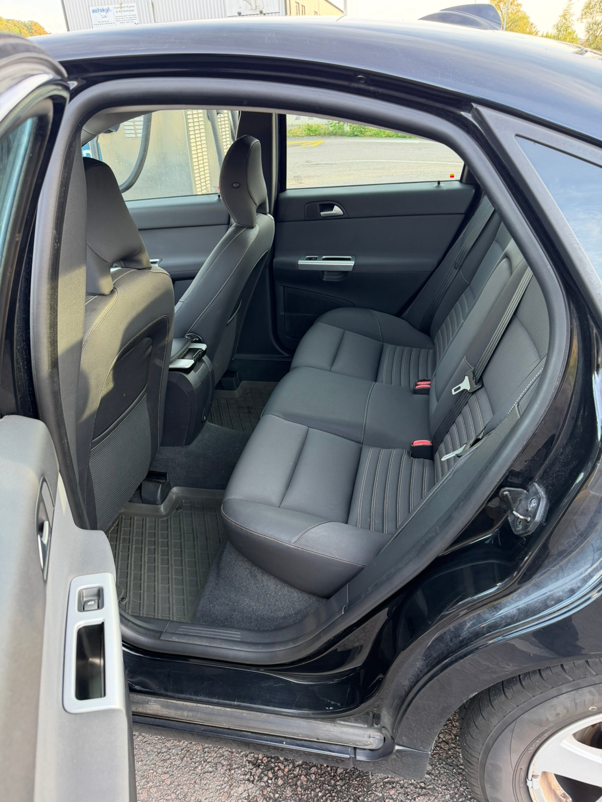 Volvo S40 D2 Manuell 2011, bild 7/8