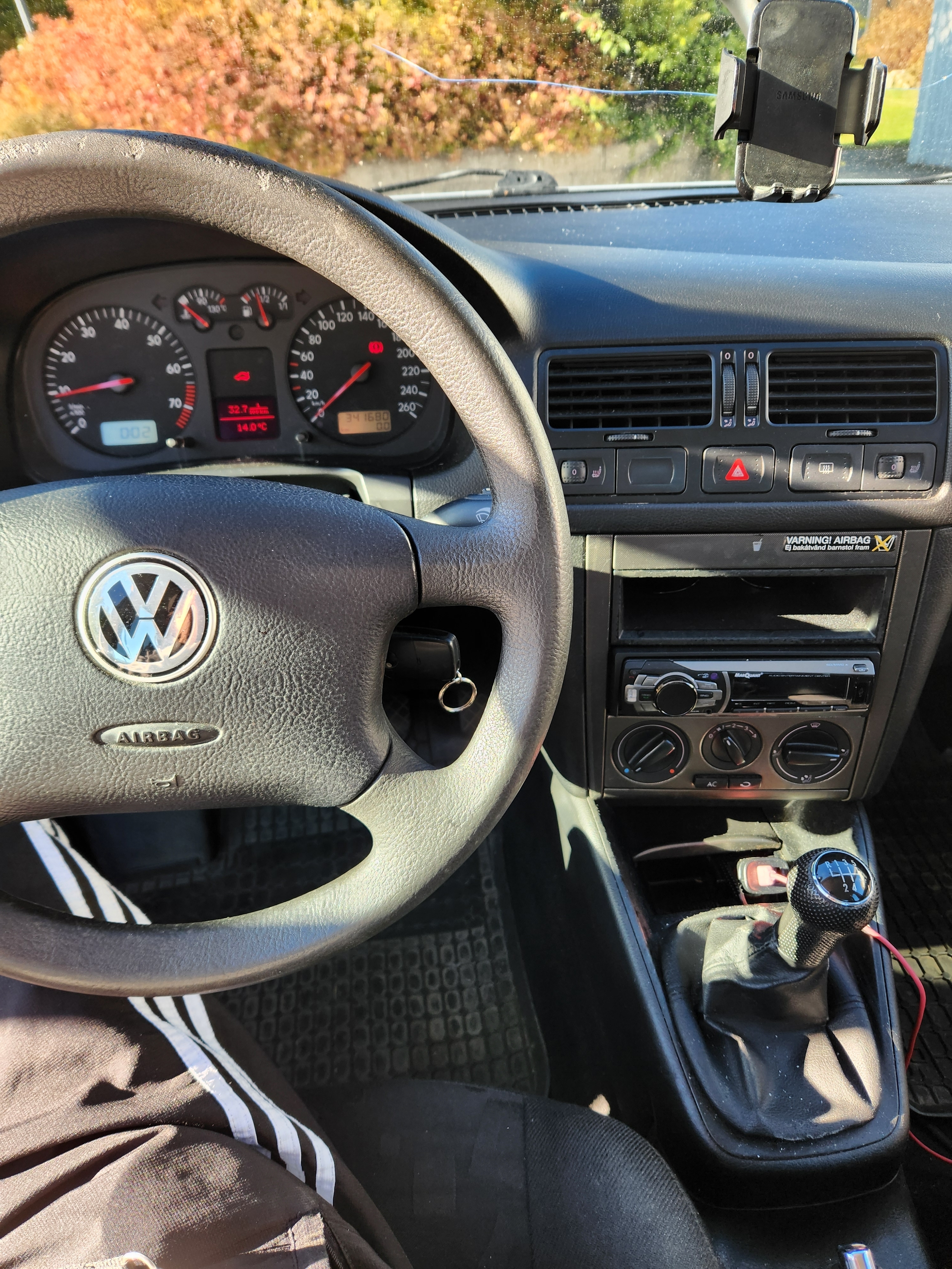 Volkswagen Bora 1.6 Manuell 2000, bild 5/7