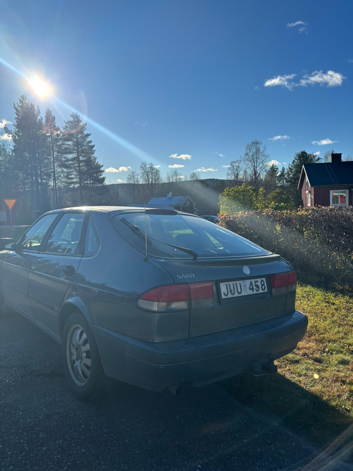 Saab 9-3 5-dörrar 2.0 T Automatisk 1999, bild 2/2