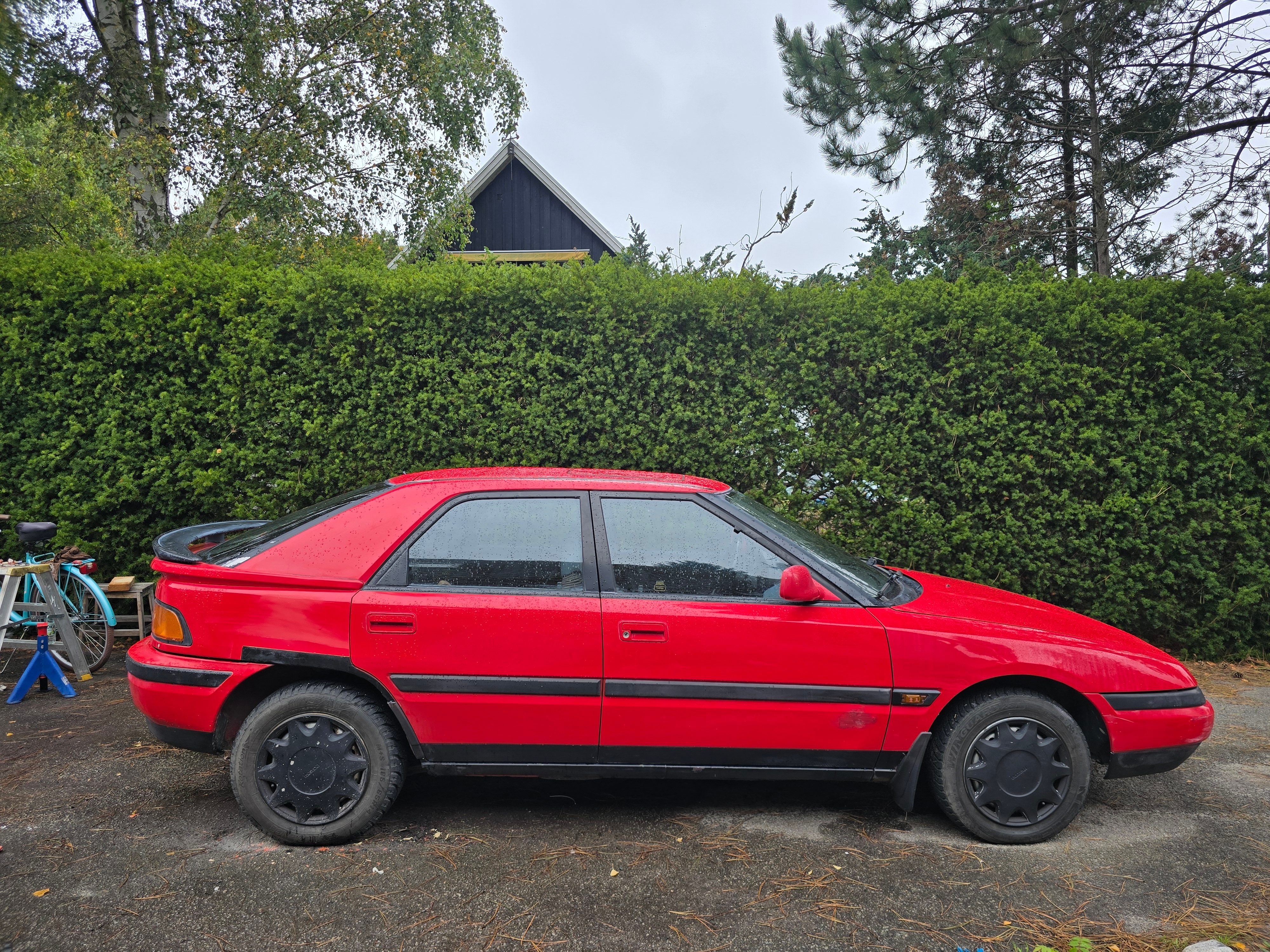 Mazda 323F GT 1.8 Manuell 1991, bild 3/5