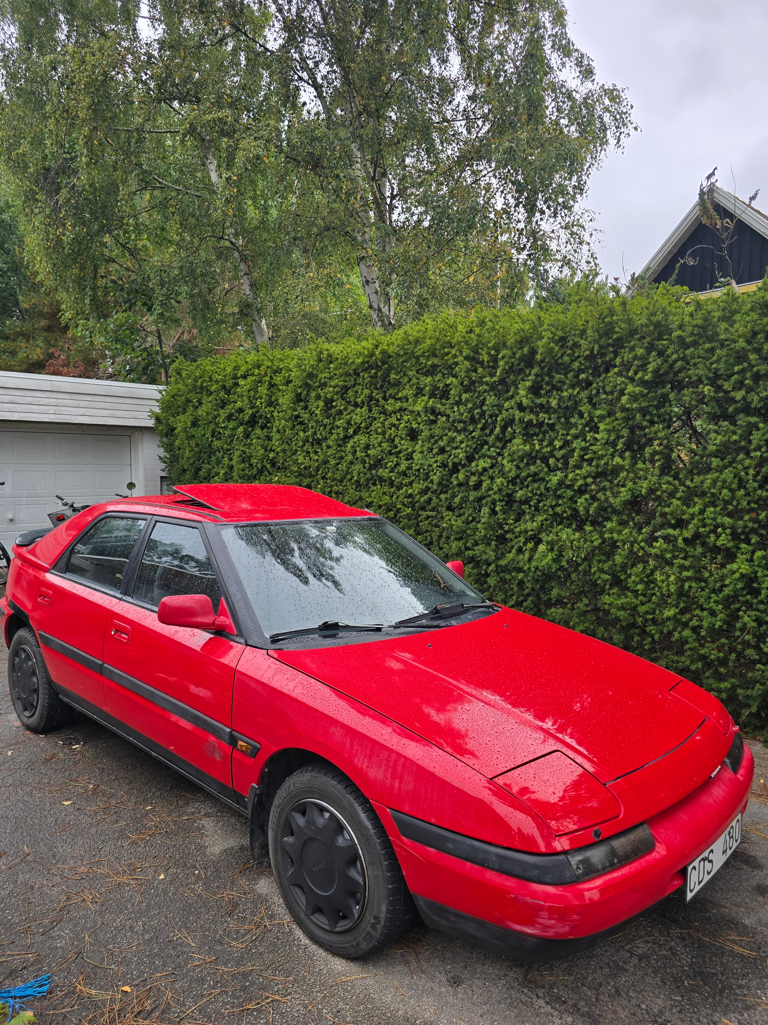Mazda 323F GT 1.8 Manuell 1991, bild 2/5