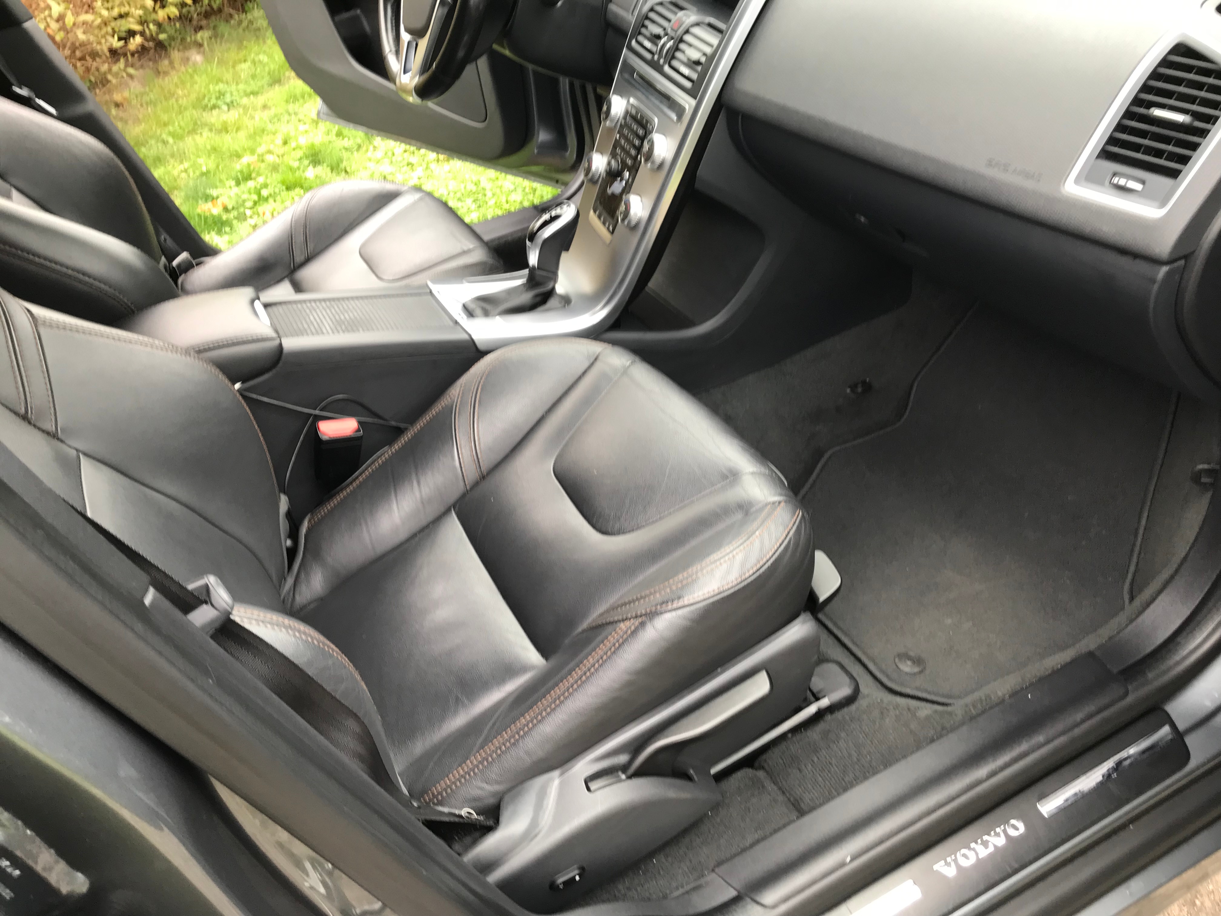 Volvo XC60 D4 Geartronic 2017, bild 6/8