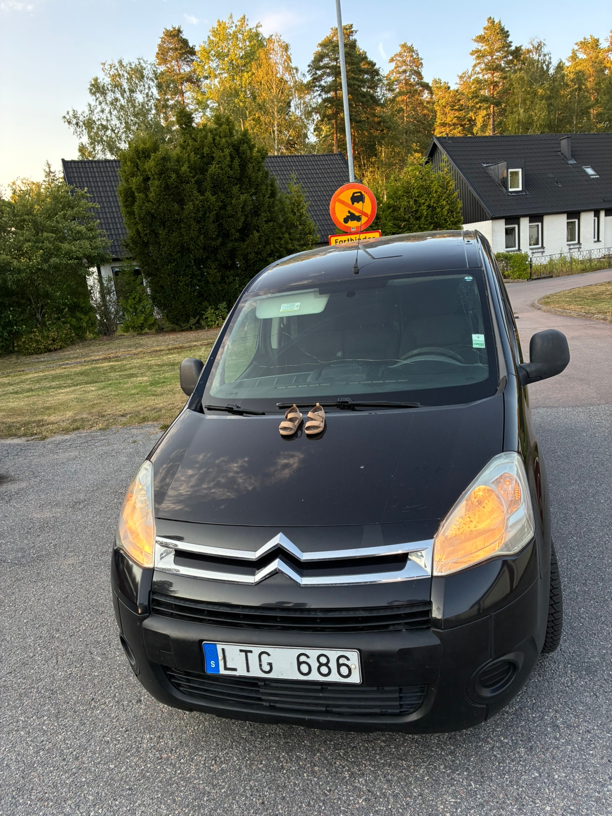 Citroen Berlingo 2011, bild 2/4