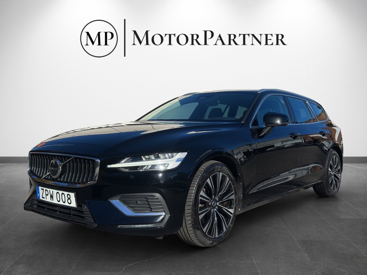 Volvo V60 Recharge T6 AWD Skinnklädsel 2023, bild 4/10