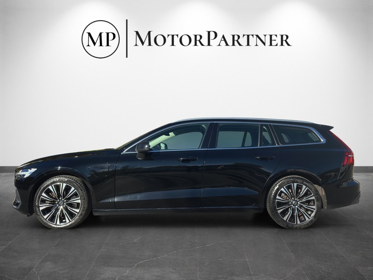 Volvo V60 Recharge T6 AWD Skinnklädsel 2023, bild 5/10