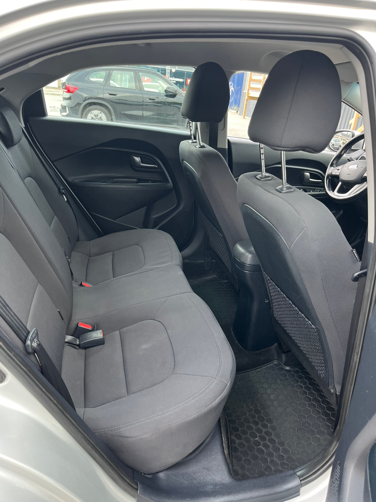 Kia Rio 1.2 2014, bild 6/10