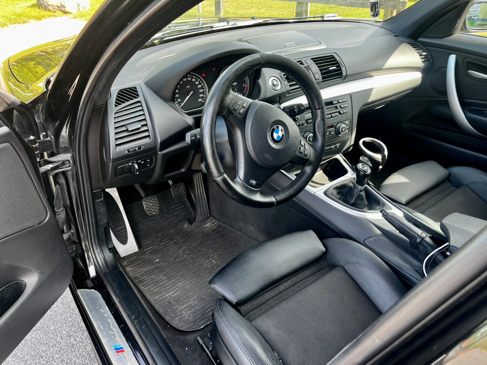 BMW 120 d M-Sport 2009, bild 7/10