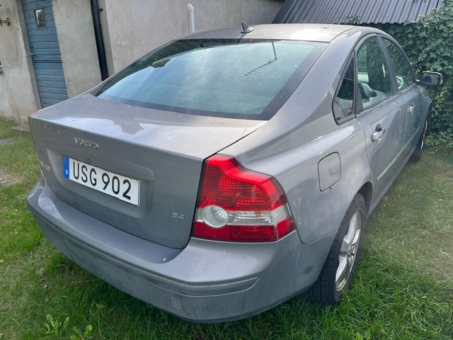 Volvo S40 2.4i Geartronic 2004, bild 2/2