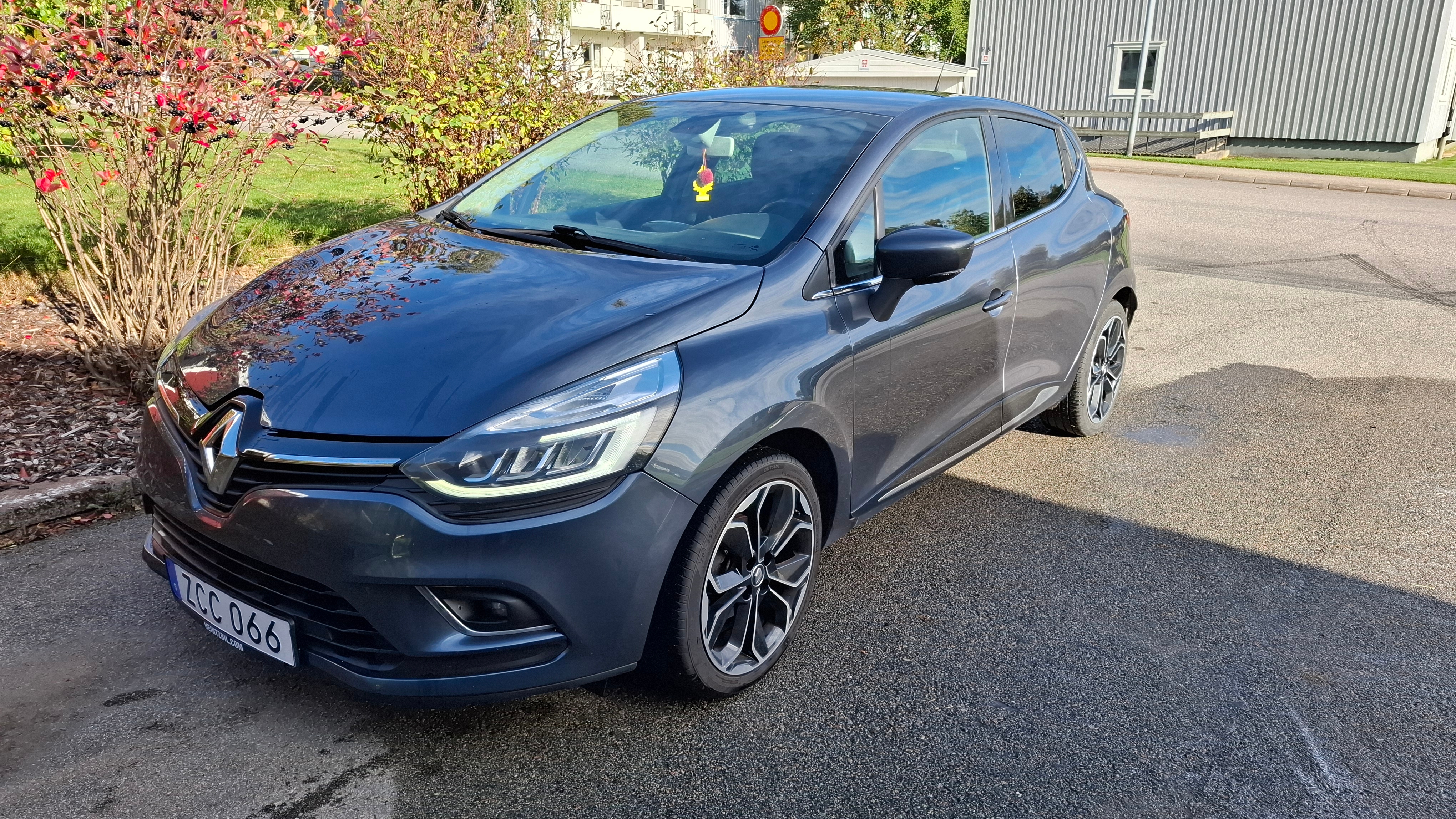 Renault Clio 0.9 TCe Manuell 2018, bild 2/3