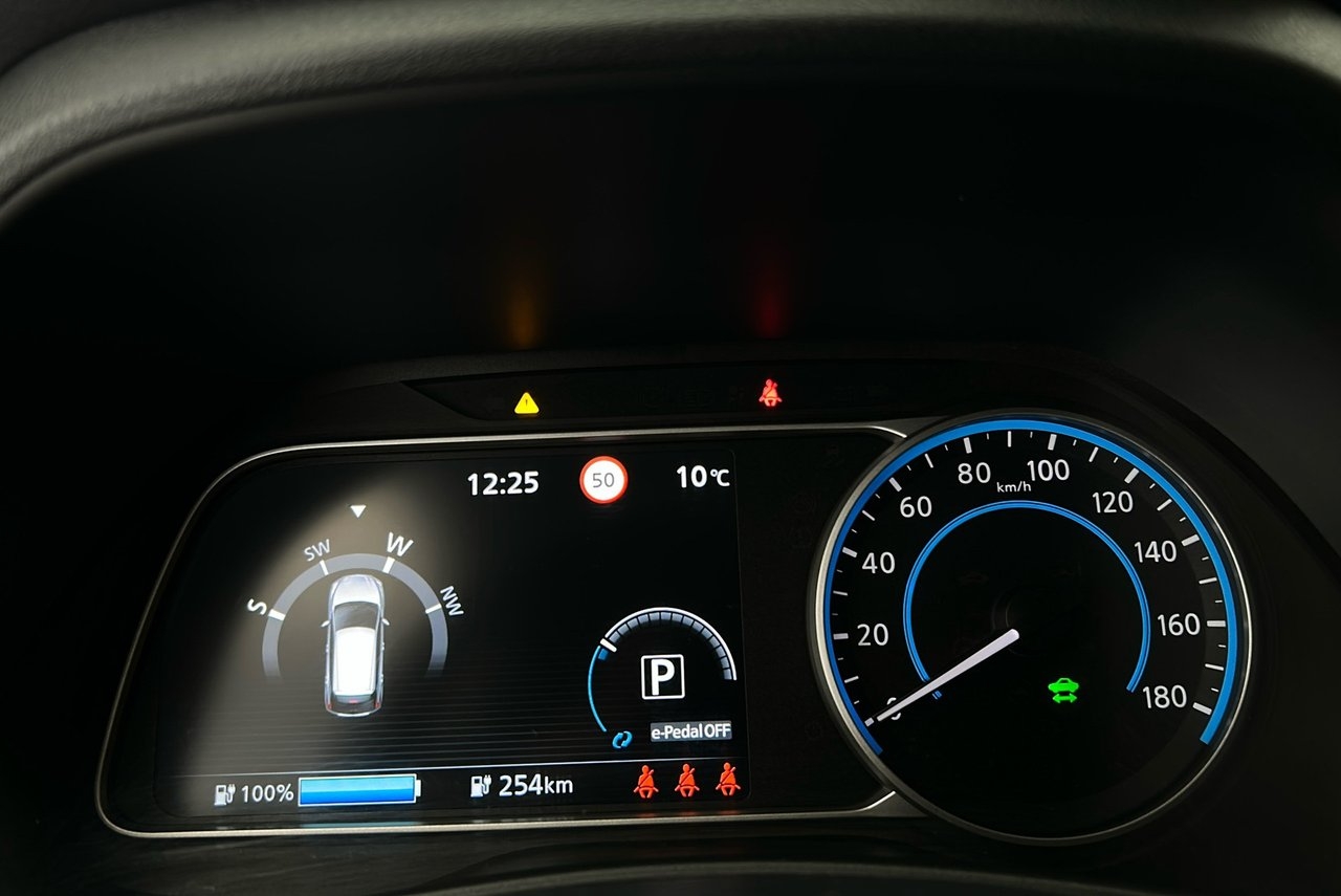 Nissan Leaf N-Connecta 40 Kwh 2022, bild 7/10